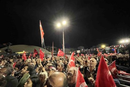 chp-genel-baskani-ozel-kucukcekmecedeki-mitingde-konustu