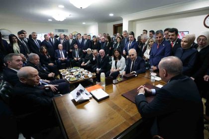 cumhurbaskani-erdogan-tbmmde-siyasi-parti-genel-baskanlari-ile-gorustu