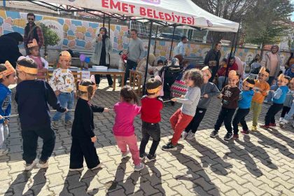 emet-gulten-dayioglu-anaokulunda-egitim-senligi
