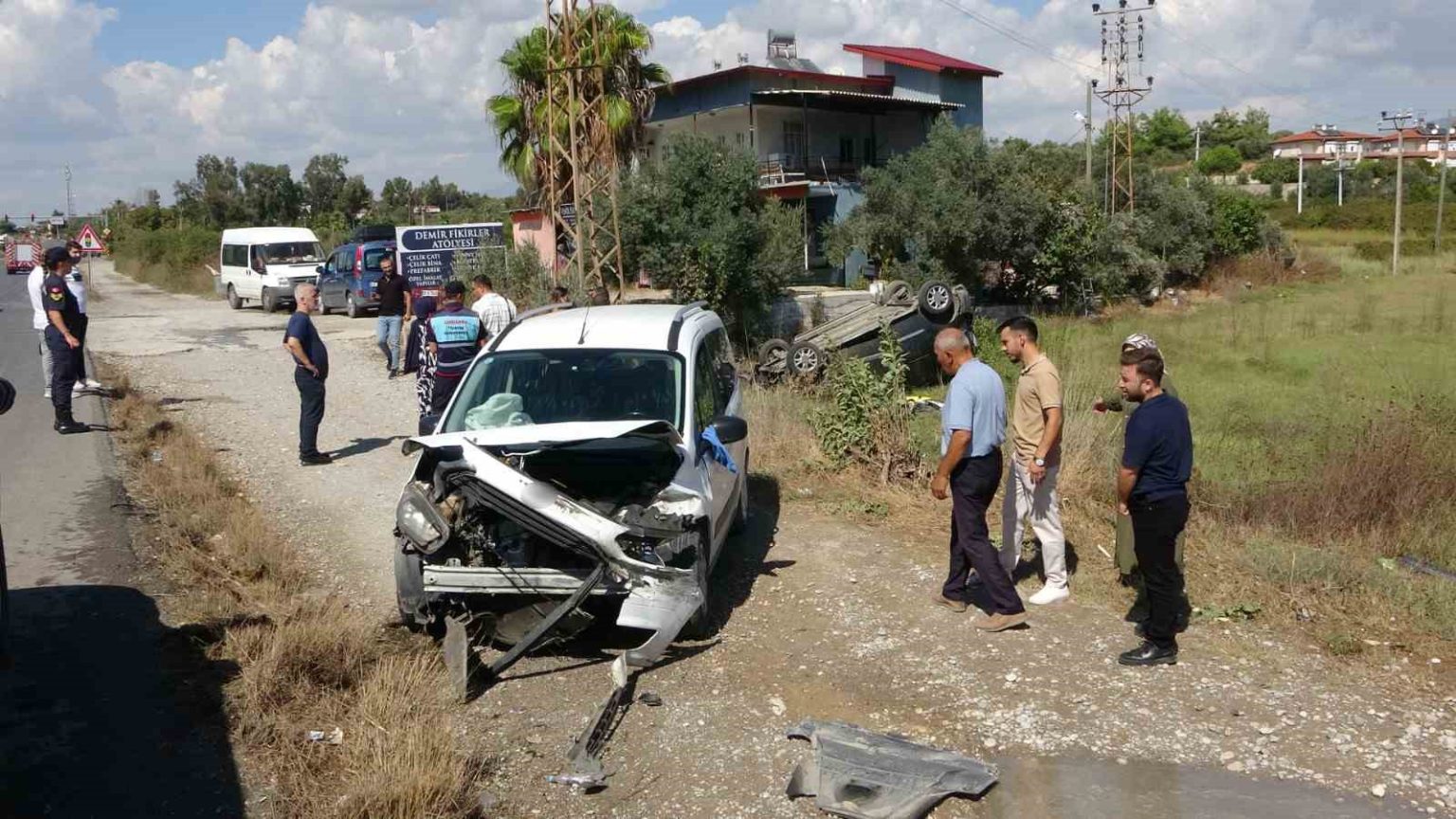 iki-kuzenin-kullandigi-araclar-carpisti-1-yarali