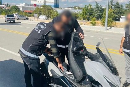 ispartada-narkoalan-uygulamasinda-uyusturucu-ele-gecirildi