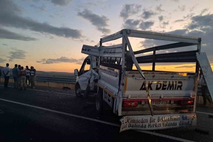 kiliste-tir-ile-pikap-carpisti-3-yarali