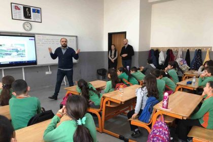 kocasinan-belediyesi-cevre-dostu-yarismalarla-duyarli-nesiller-yetistiriyor