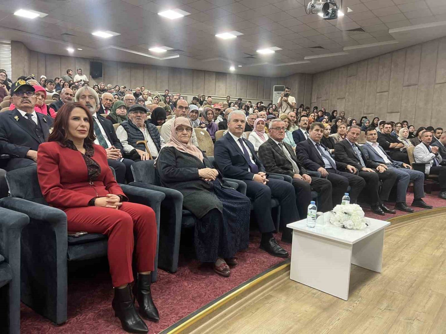konyada-dunya-yaslilar-gununde-anlamli-etkinlik