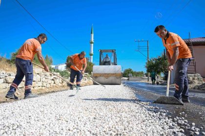 mersin-buyuksehir-belediyesi-gulnarda-ulasimi-guclendiriyor