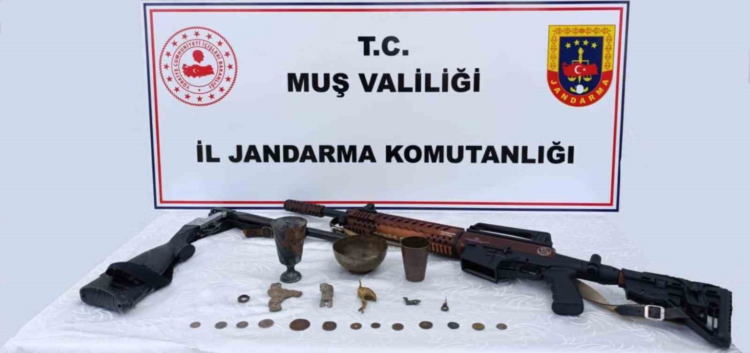 musta-tarihi-eser-operasyonu-cok-sayida-obje-ele-gecirildi