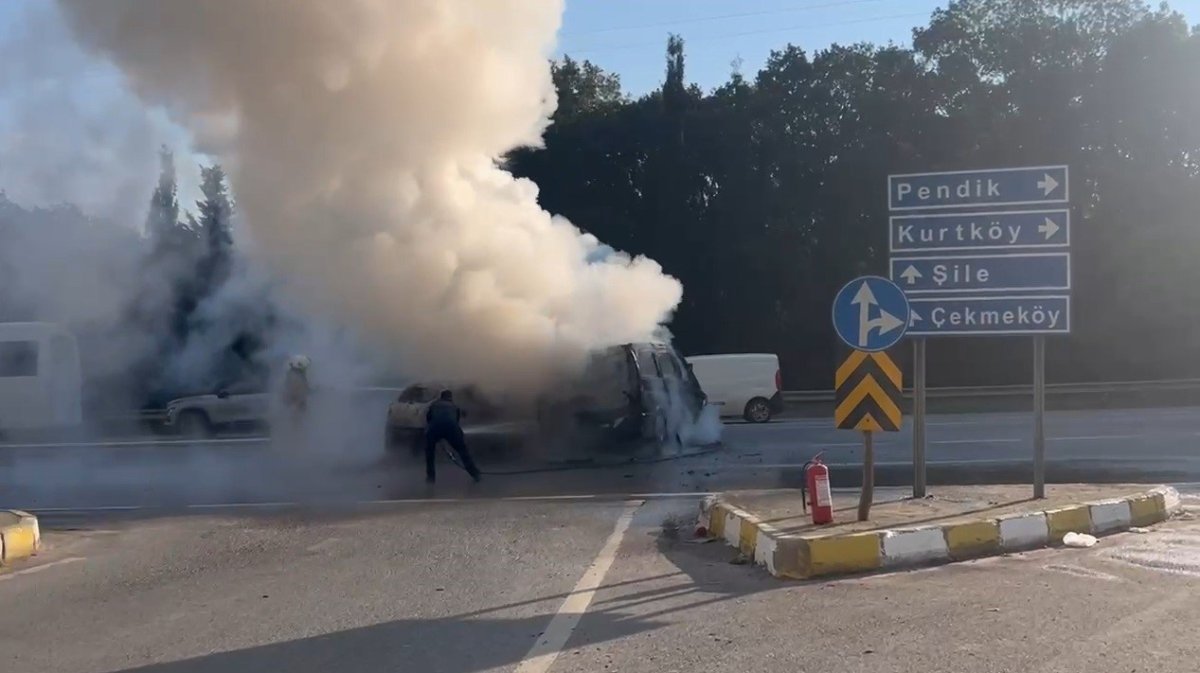 sultanbeylide-carpisan-arac-alev-topuna-dondu