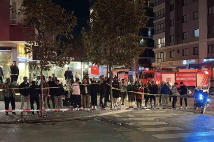 umraniyede-nalbur-dukkaninda-cikan-yangin-korkuttu