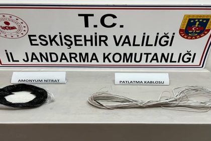 3uncu-derece-sit-alaninda-kazi-yapan-2-sahis-jandarma-tarafindan-sucustu-yakalandi