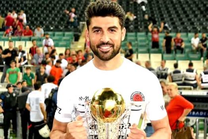 ahmet-arastan-cesme-belediyespora-vefa-donusu