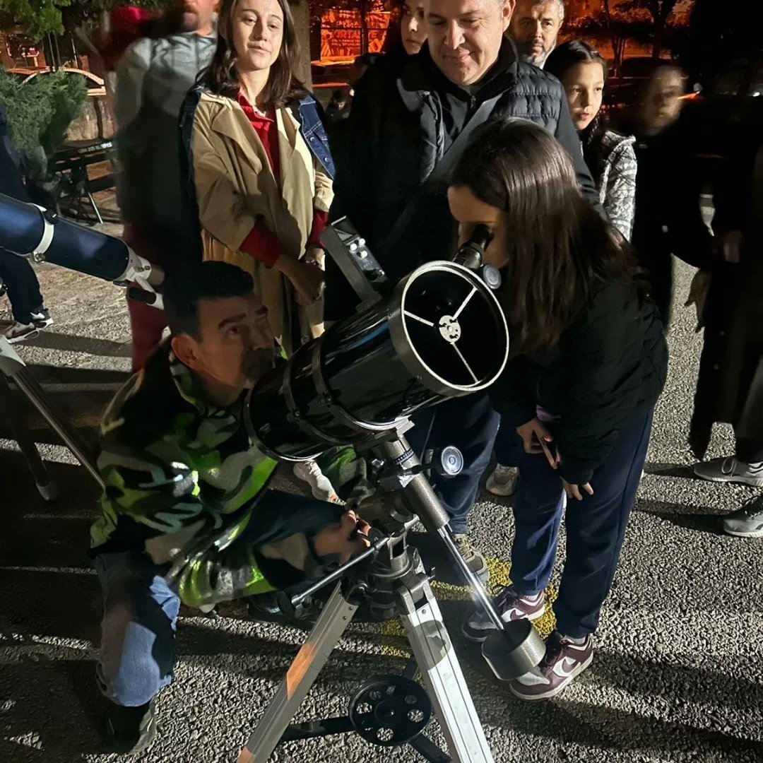 ahmet-sezer-ortaokulunda-gece-gokyuzu-gozlem-etkinligi