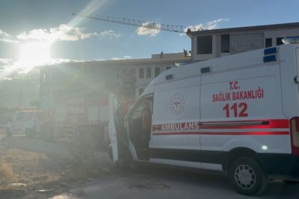 alacaklarini-alamayan-isciler-catiya-cikti
