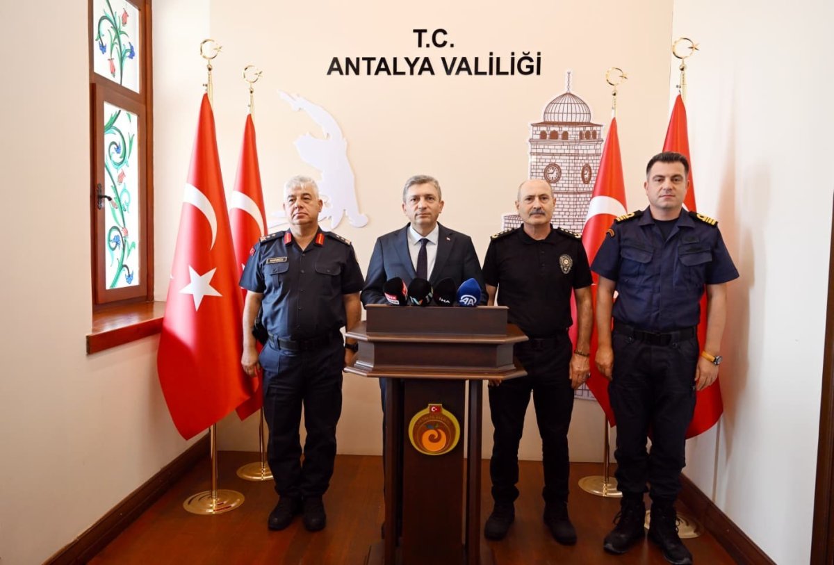 antalyada-bir-ayda-848-uyusturucu-operasyonu-duzenlendi