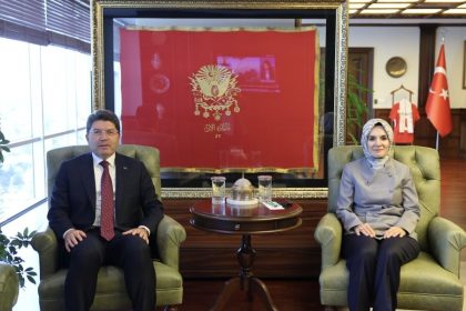 bakan-goktas-ve-bakan-tunc-bir-araya-geldi