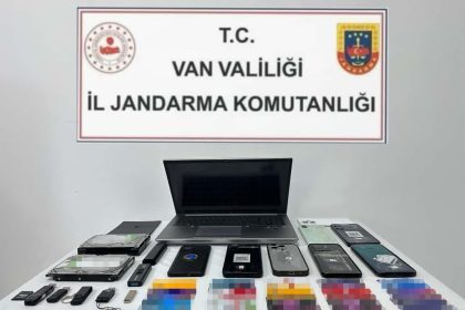 banka-hesaplarinda-92-milyon-tl-islem-hacmi-tespit-edilen-9-supheli-yakalandi