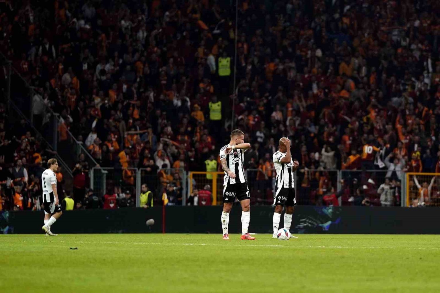 besiktas-galatasaray-deplasmaninda-8-mactir-kazanamiyor