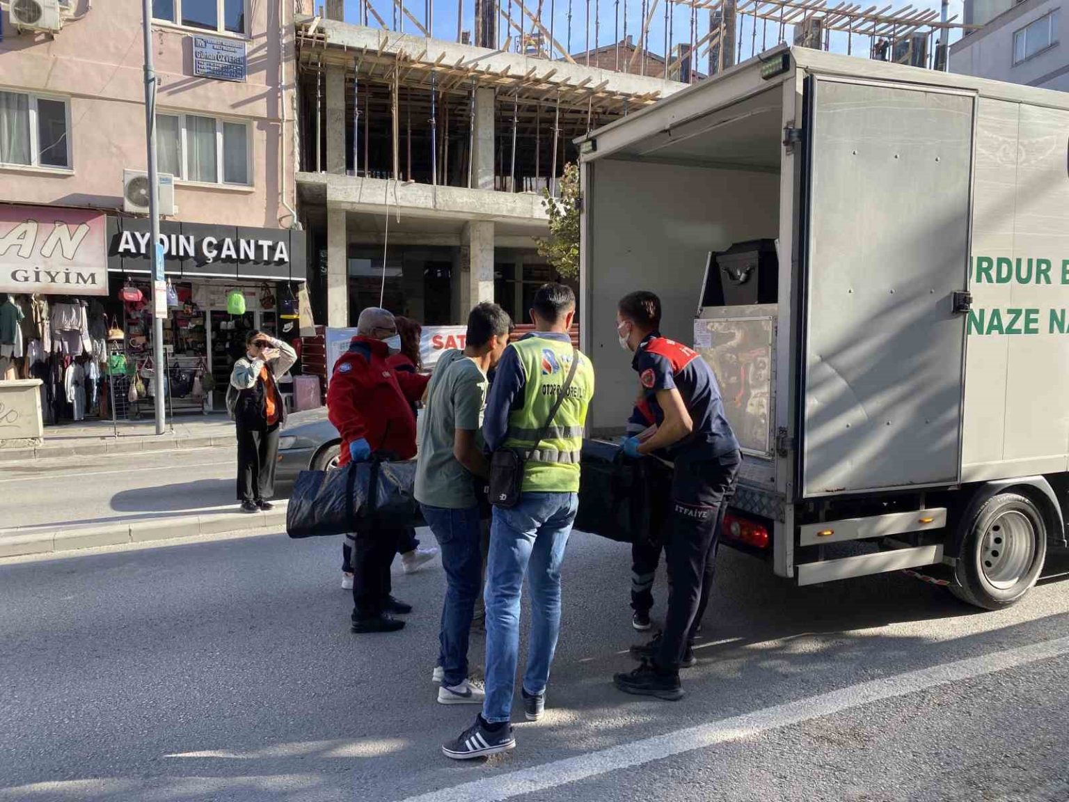 burdurda-bir-sahis-otel-odasinda-olu-bulundu