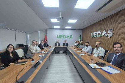 buu-ve-uedas-enerjilerini-birlestiriyor