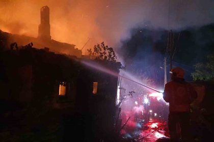 demircide-ev-yangini