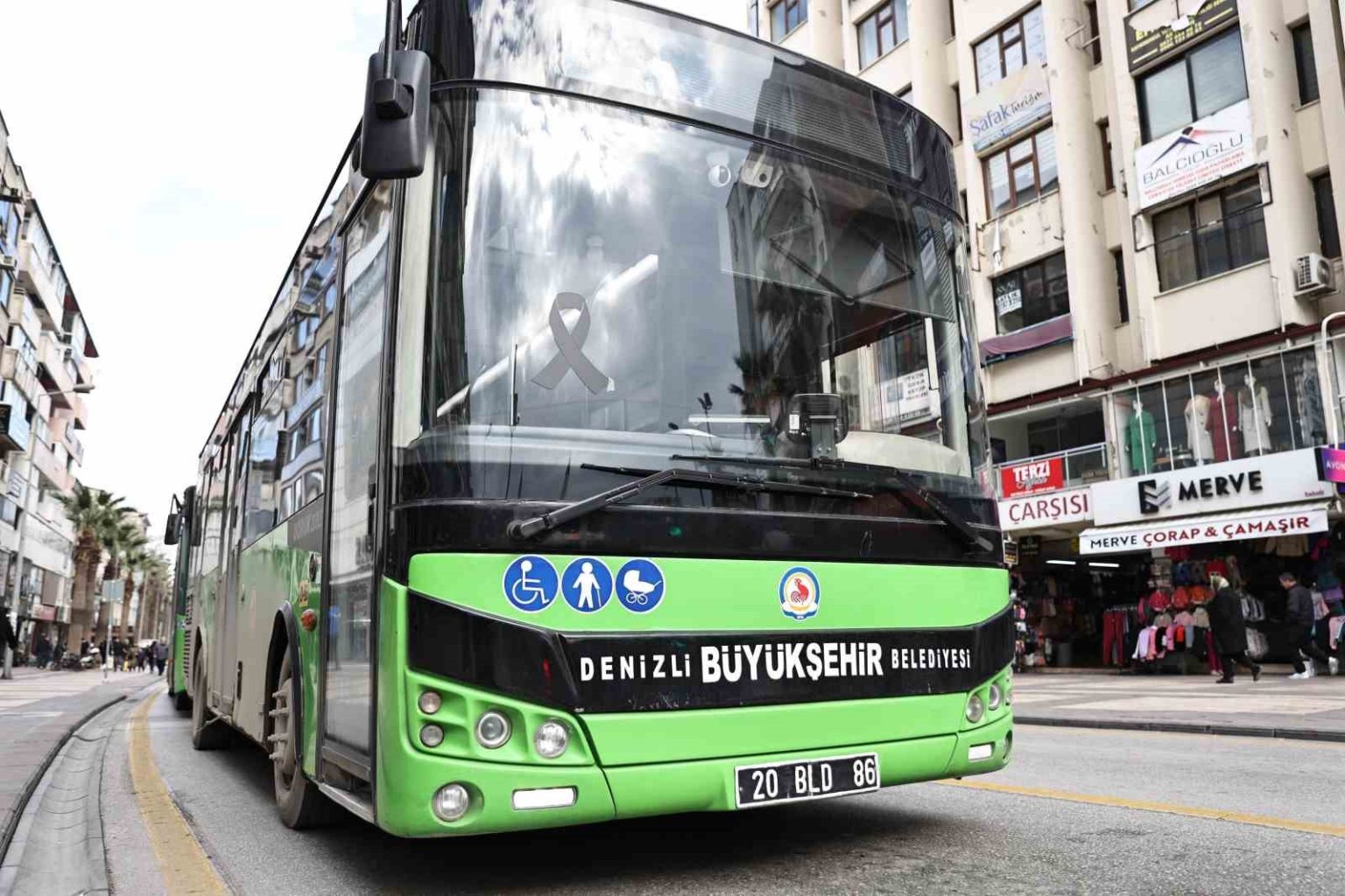 denizlide-agir-sartlarda-calistirilan-halk-otobusu-soforleri-tukeniyor