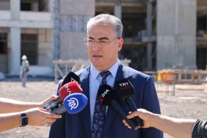 diyarbakir-sehir-hastanesinde-insaat-calismalari-hizla-devam-ediyor