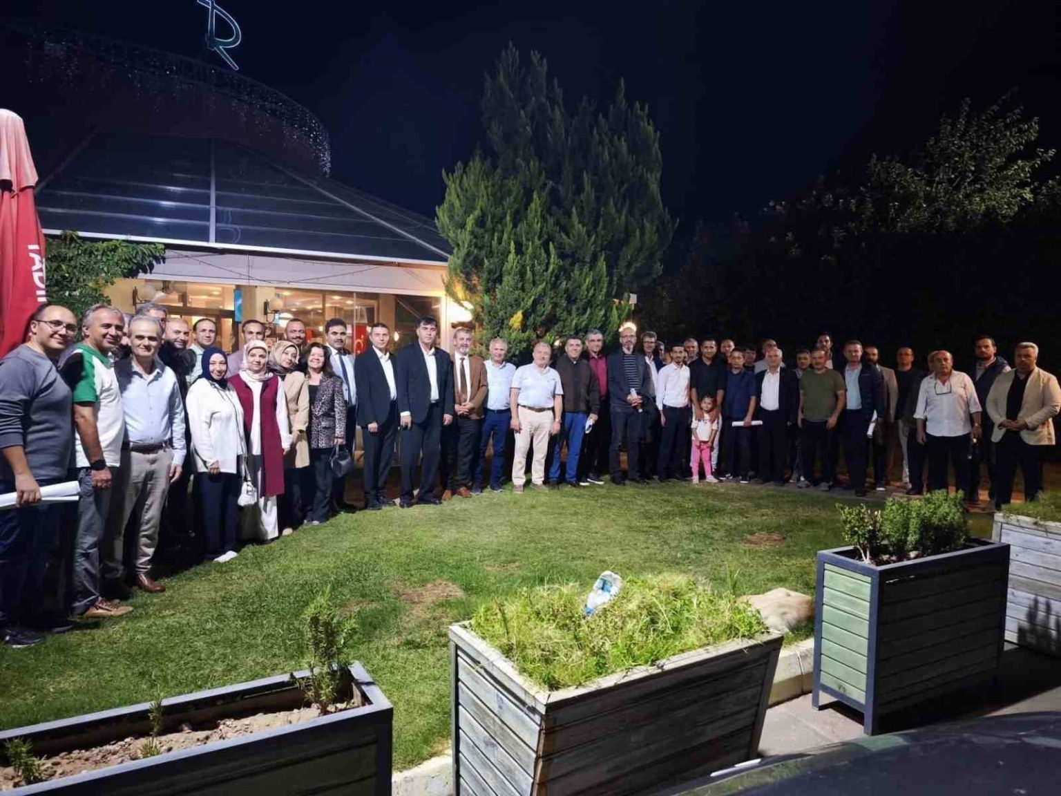 emekli-egitimcilere-plaket-takdim-edildi
