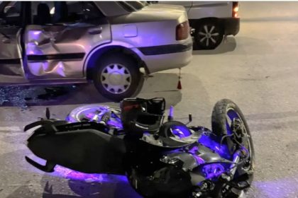 emette-motosiklet-otomobile-carpti-2-yarali