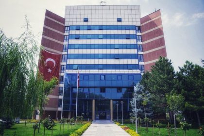 engelli-35-bin-ogrencinin-hayali-acikogretim-fakultesi-ile-gerceklesiyor