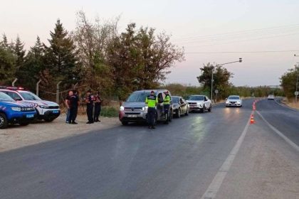 gaziantepte-jandarmadan-sok-huzur-guven-uygulamasi-aranan-36-sahis-yakalandi