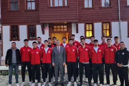 golcukte-voleybol-heyecani-basliyor-ilk-mac-pazar-gunu