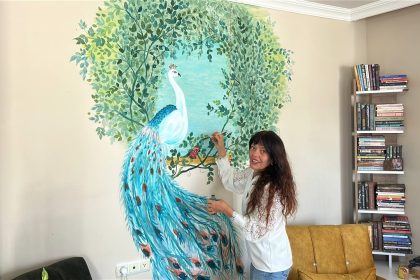 hatayli-ressam-youtubedan-video-izleyerek-ogrendigi-soguk-porselen-sanatiyla-resmi-birlestiriyor
