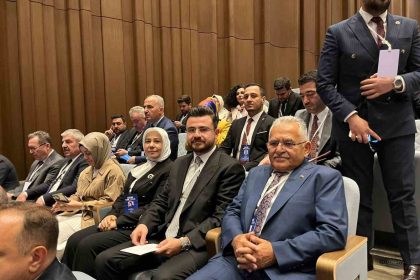 il-baskani-okandan-genisletilmis-il-baskanlari-toplantisina-katildi