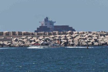 israilin-alikoydugu-kuresel-sumud-filosundaki-aktivistler-asdod-limanina-getirildi