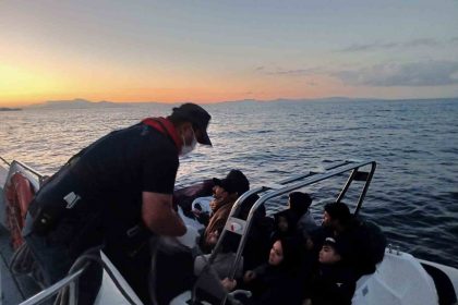 izmirde-72-duzensiz-gocmen-yakalandi-31-gocmen-kurtarildi