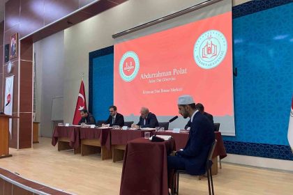 kuran-i-guzel-okuma-ve-anlama-icin-yaristilar