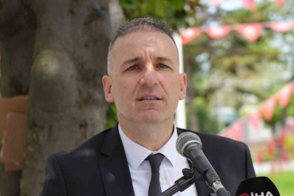 kuresel-sumud-filosuna-saldiri-insanligin-ortak-vicdanina-vurulan-darbe