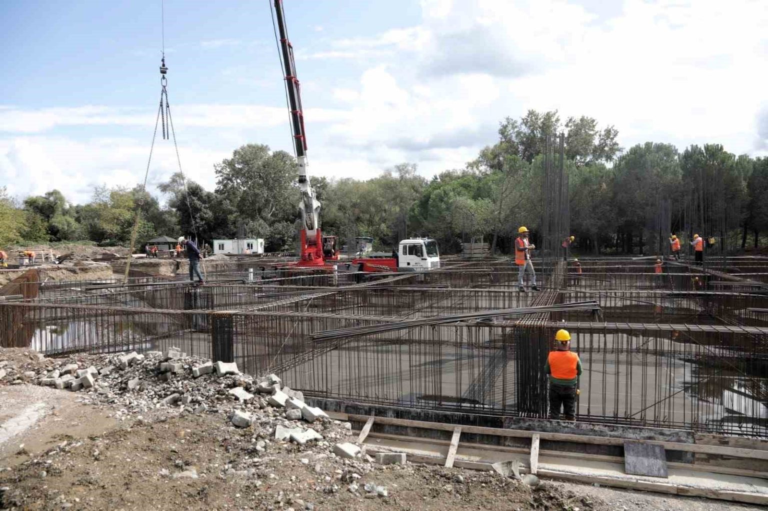 nehir-teknokentin-insasi-basladi