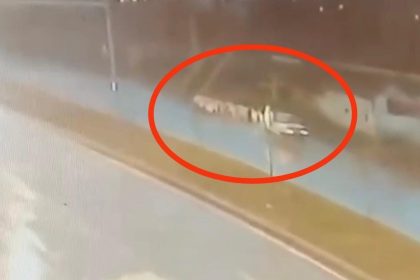 otomobilin-cobana-ve-suruye-carpma-ani-kameraya-yansidi