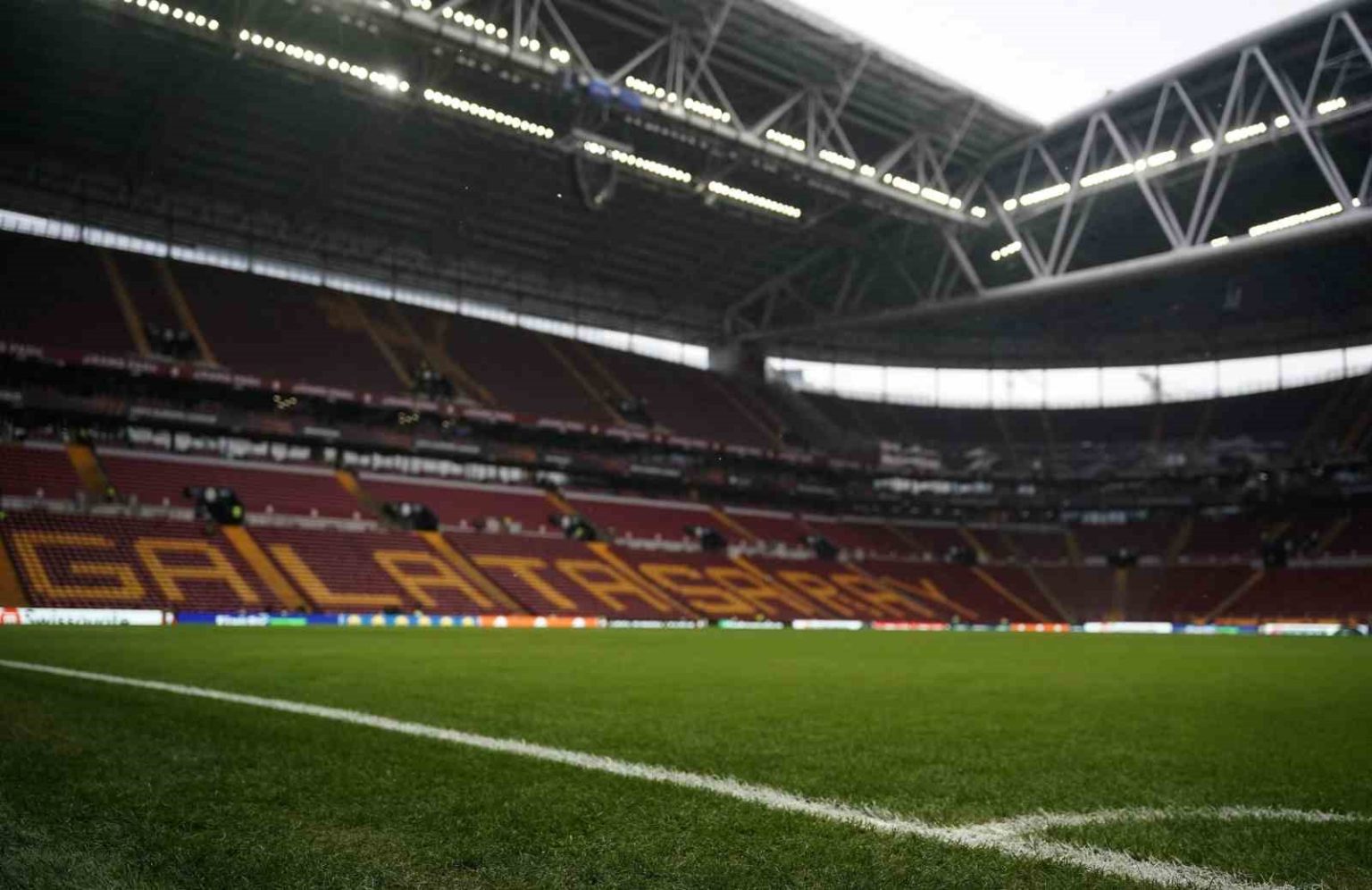 rams-parkta-16-galatasaray-besiktas-derbisi
