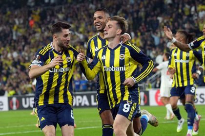 uefa-avrupa-ligi-fenerbahce-2-nice-1-ilk-yari