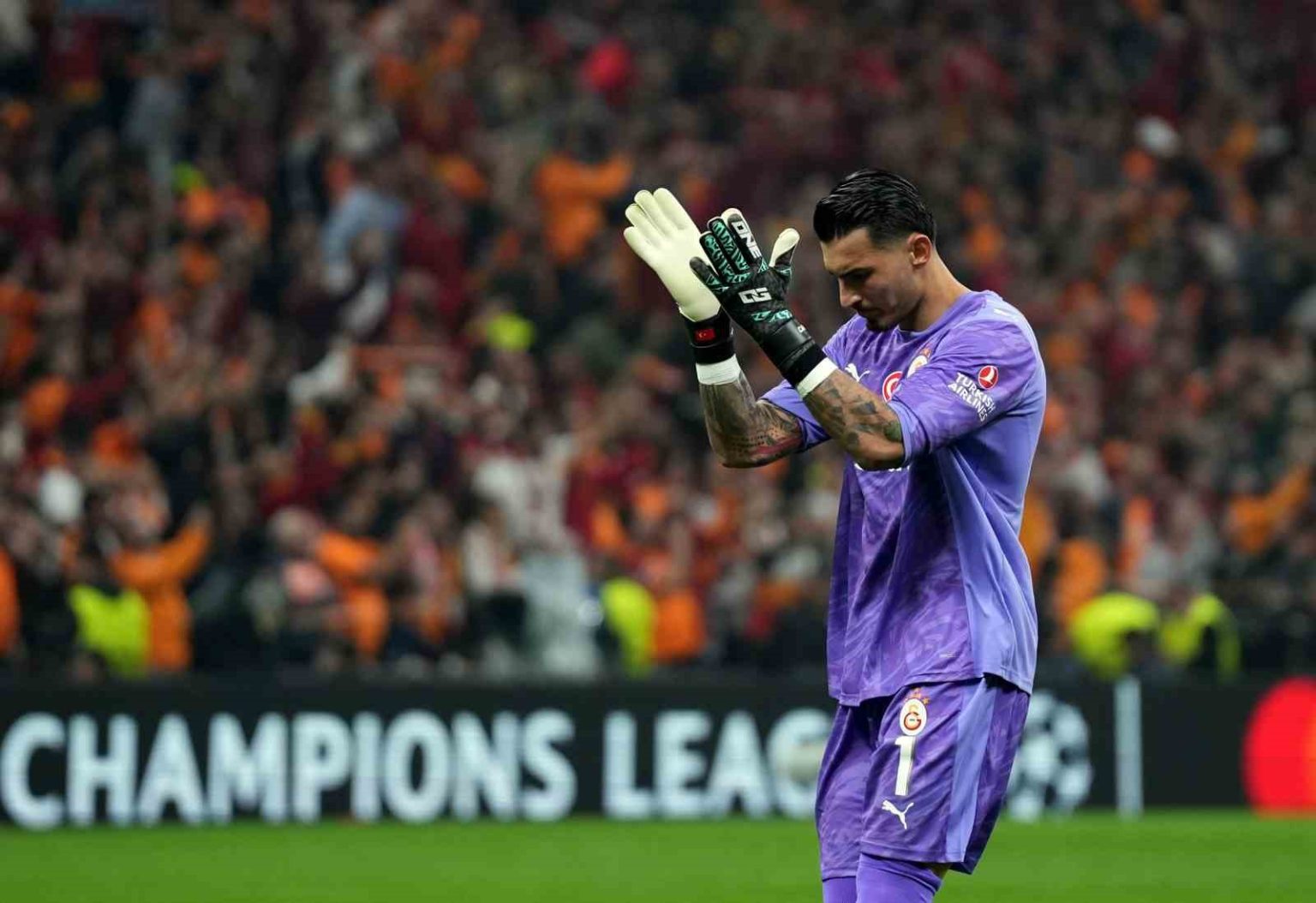 ugurcan-cakir-sampiyonlar-liginde-haftanin-11ine-secildi