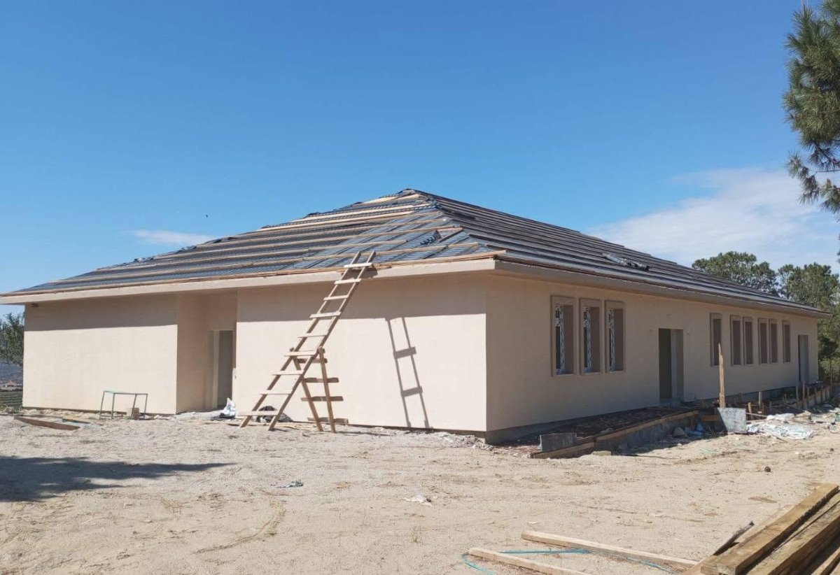 yarim-kalan-okul-insaati-yeniden-basliyor