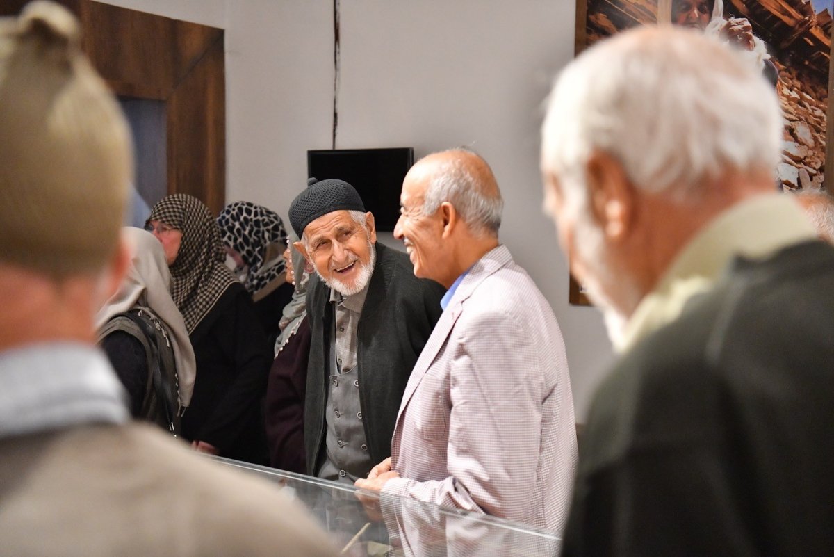 yesilyurt-belediyesi-yaslilar-gununde-buyuklerini-unutmadi