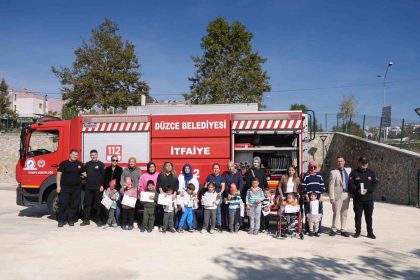 yuzlerindeki-tebessum-dunyaya-bedel