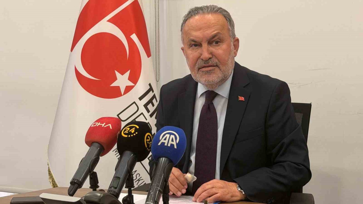 15-temmuz-dernegi-ve-sekerli-vakfindan-sehit-cocuklarina-burs-mujdesi