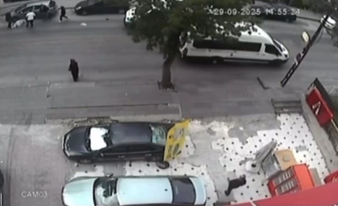 ambulansin-carptigi-yasli-kadin-hayatini-kaybetti