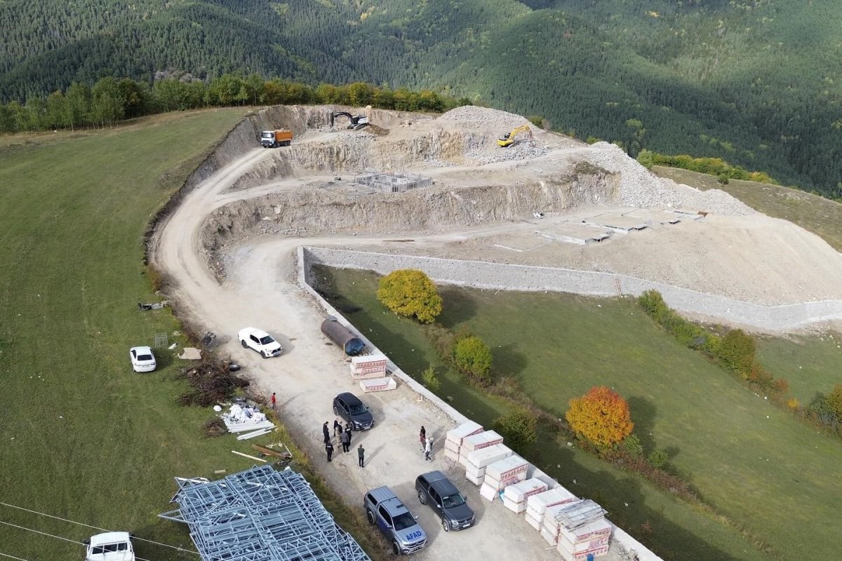 ardahanda-heyelan-konutlarinin-yapimi-devam-ediyor