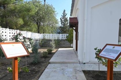 asirlik-turbede-bakim-ve-cevre-duzenlemesi