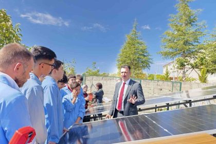 atolyede-1-gun-projesi-gordeste-basladi