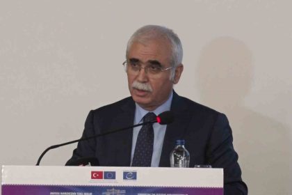 aym-baskani-ozkaya-adalet-terazisi-hakim-ve-savcilarin-elindedir-bu-terazi-dunyadaki-en-hassas-terazidir